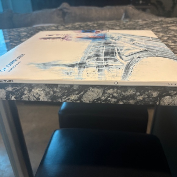 Radiohead OK Computer Vinyl Record - Picture 6 of 15
